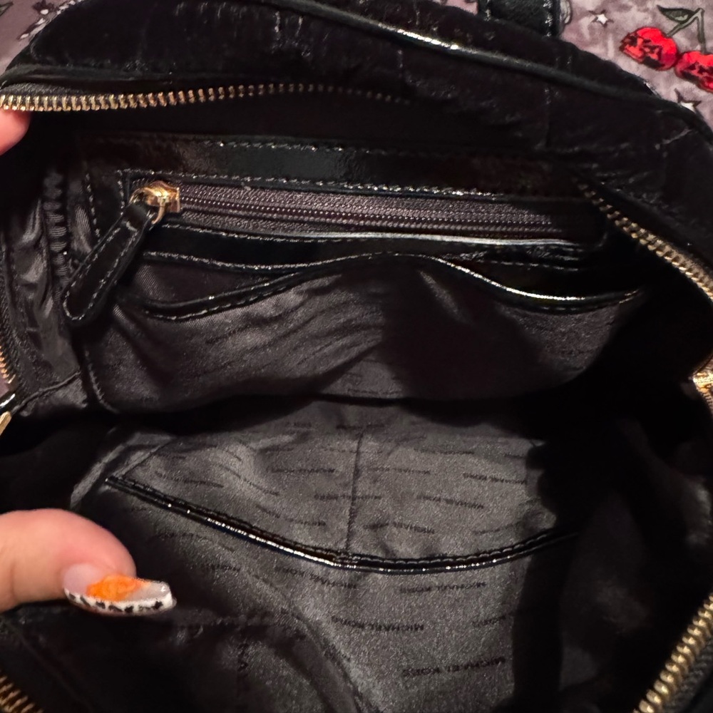 michael kors rhea backpack - Picture 8 of 11